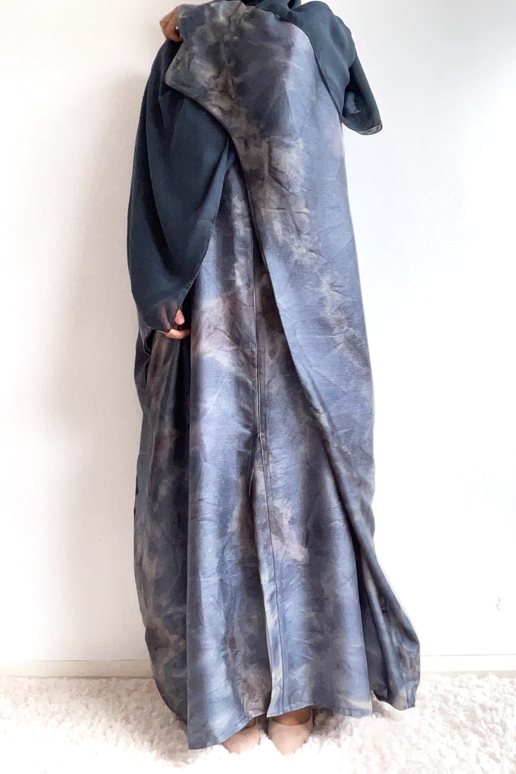 blue tie dye abaya
