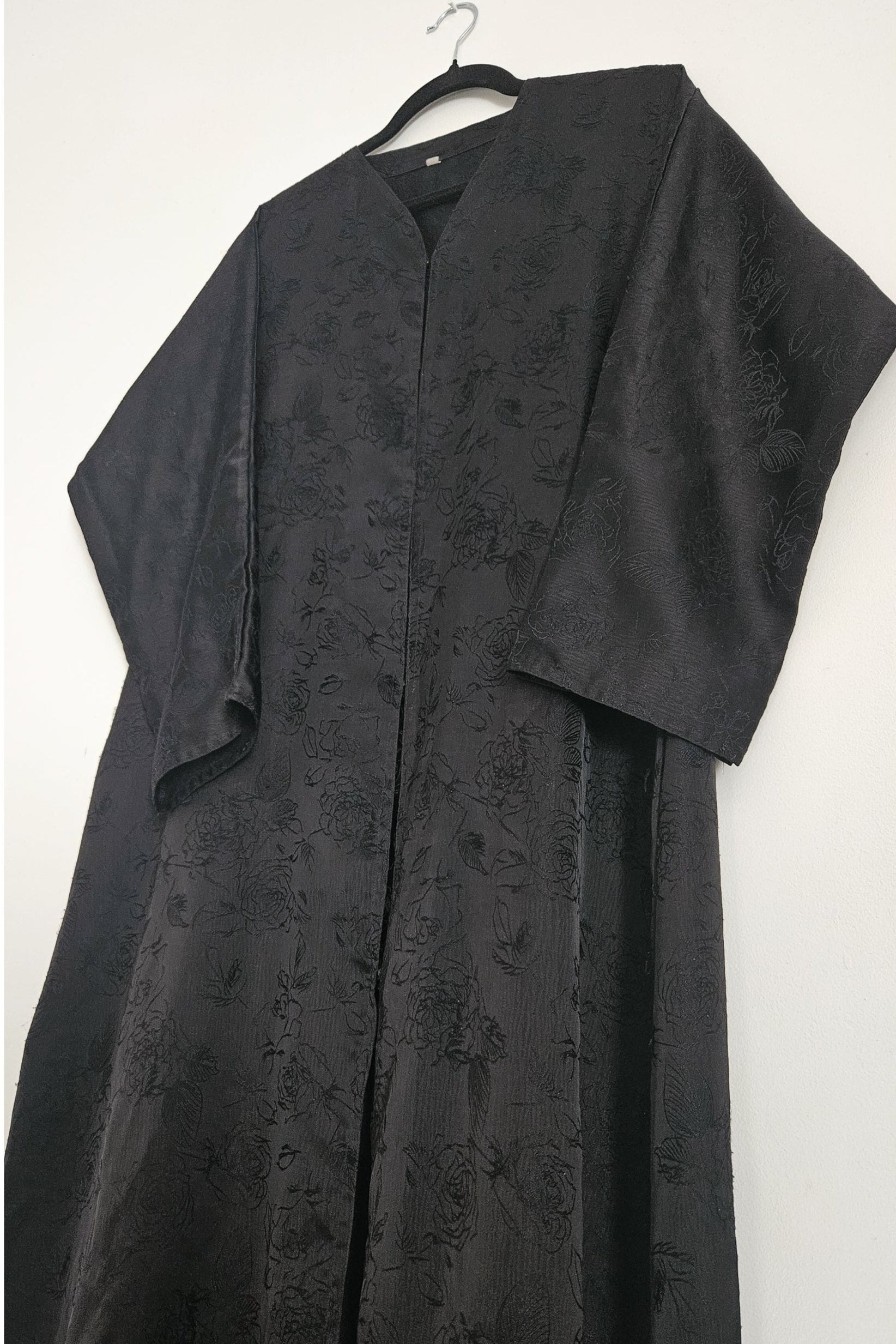 Black rose self print abaya