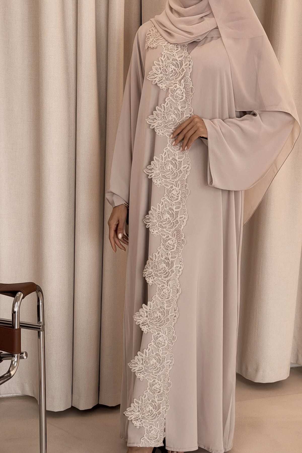 Rawa Lace Abaya