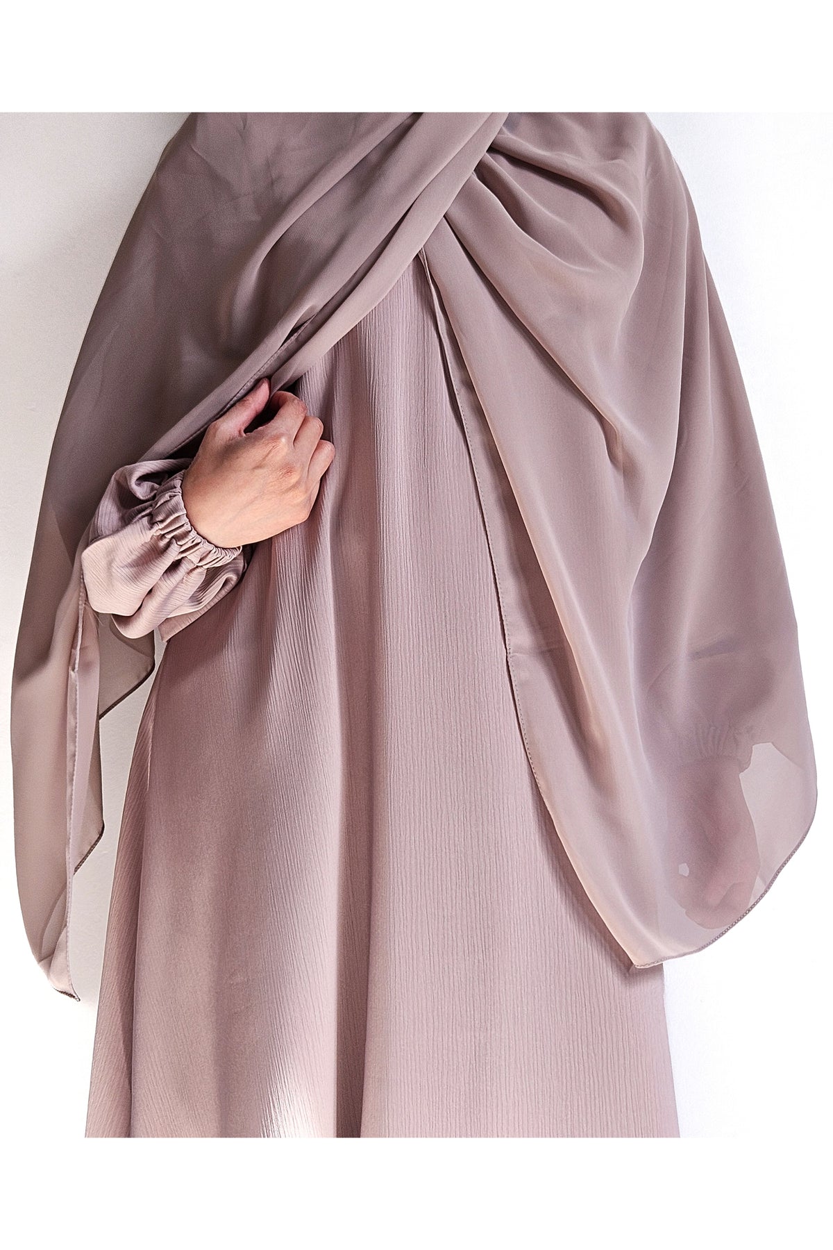 Nude Umbrella Cut Closed Abaya - IMPERFECT